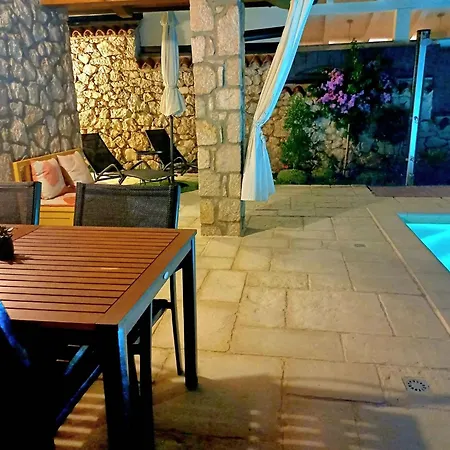 Vintage Residenc - Pool Zur Selbstnutzung By Interhome Apartman *
