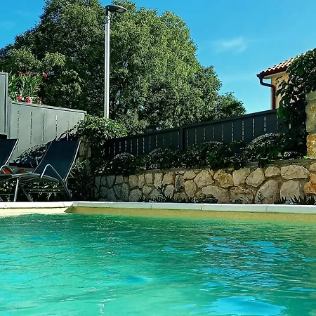 Apartman Vintage Residenc - Pool Zur Selbstnutzung By Interhome