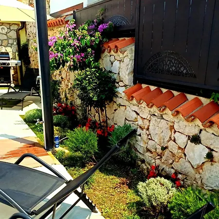 Vintage Residenc - Pool Zur Selbstnutzung By Interhome Apartman