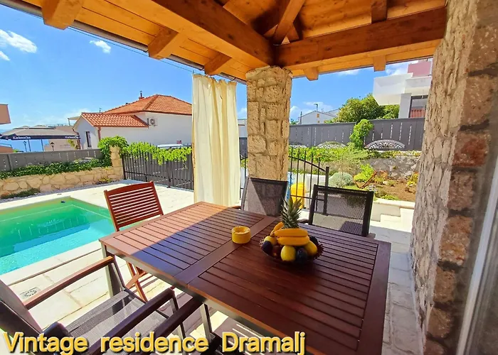 Vintage Residenc - Pool Zur Selbstnutzung By Interhome 아파트