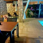 Vintage Residenc - Pool Zur Selbstnutzung By Interhome Apartment *